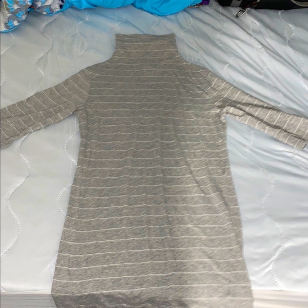 Grey turtleneck